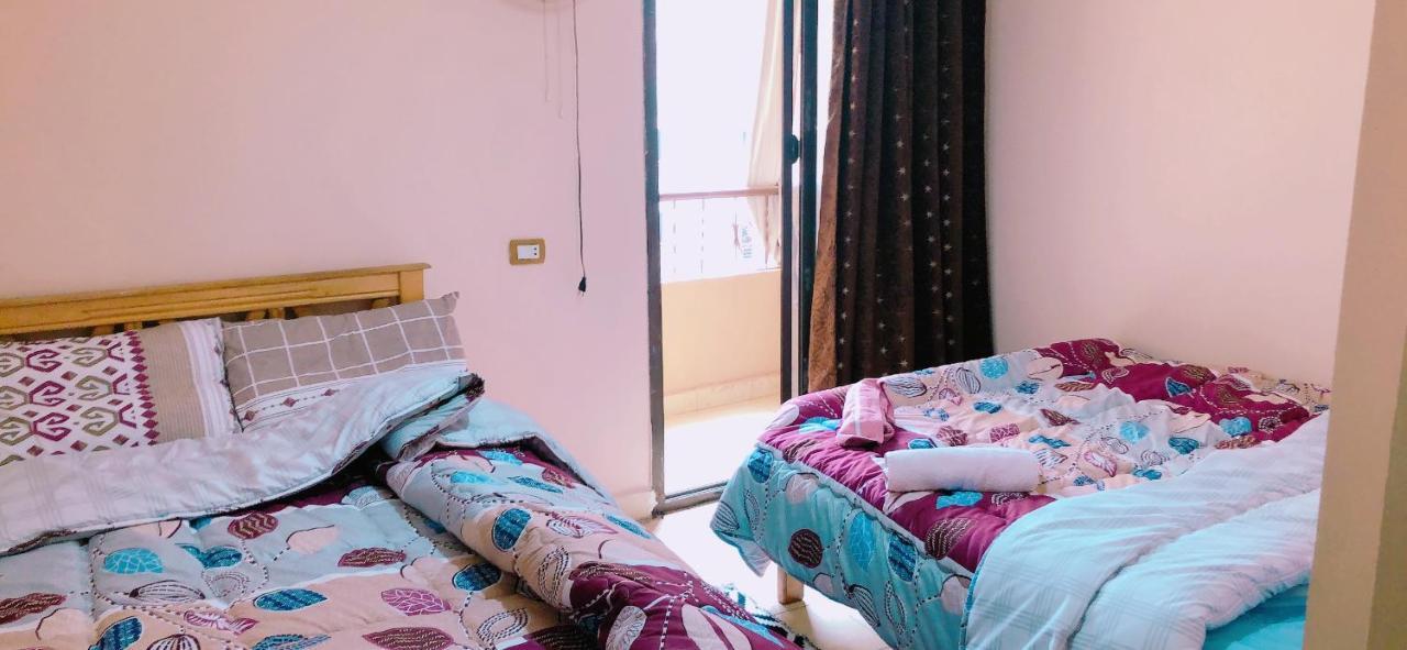 Family Apartment - Next To Abdeen Palace And Museum Kaherah Luaran gambar