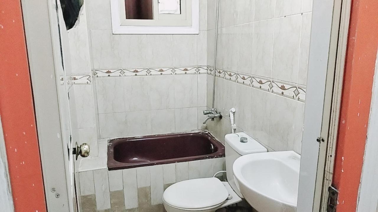 Family Apartment - Next To Abdeen Palace And Museum Kaherah Luaran gambar